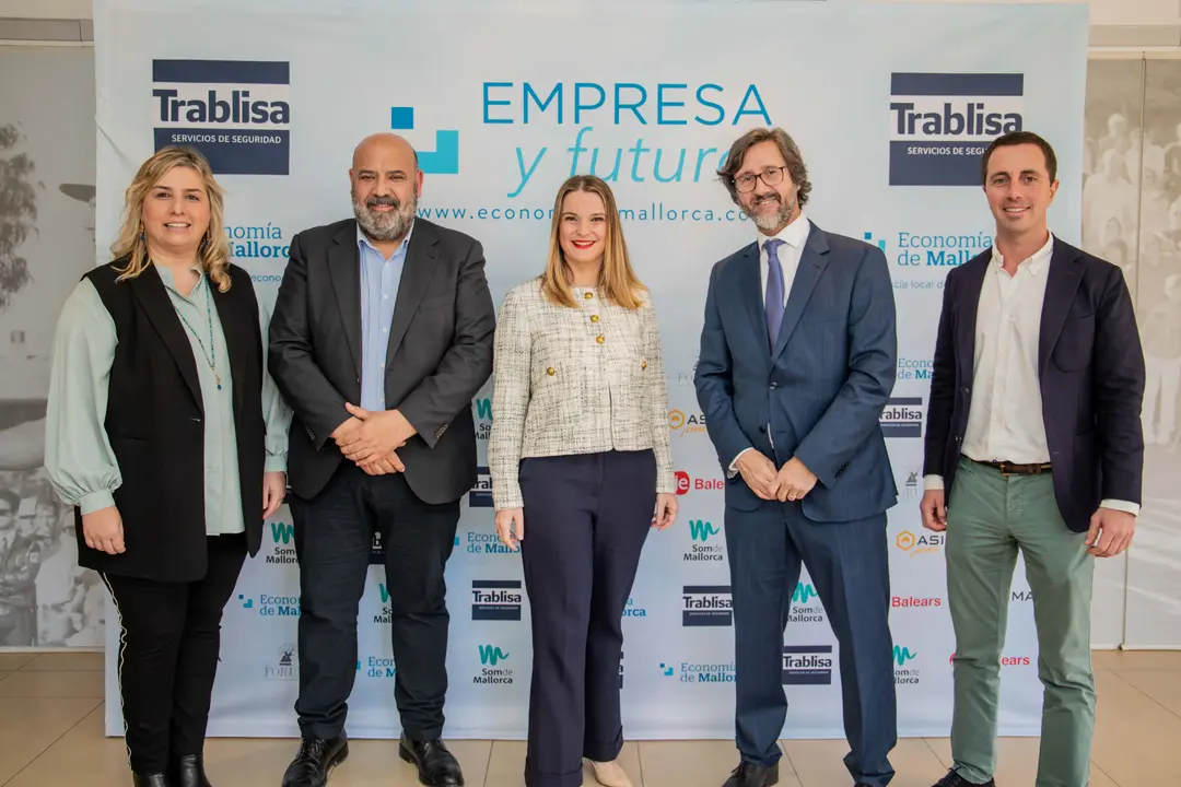 Mar Nicolau, Jaime Mart&iacute;nez, Marga Prohens, Tomeu Garcias y Lloren&ccedil; Galm&eacute;s.