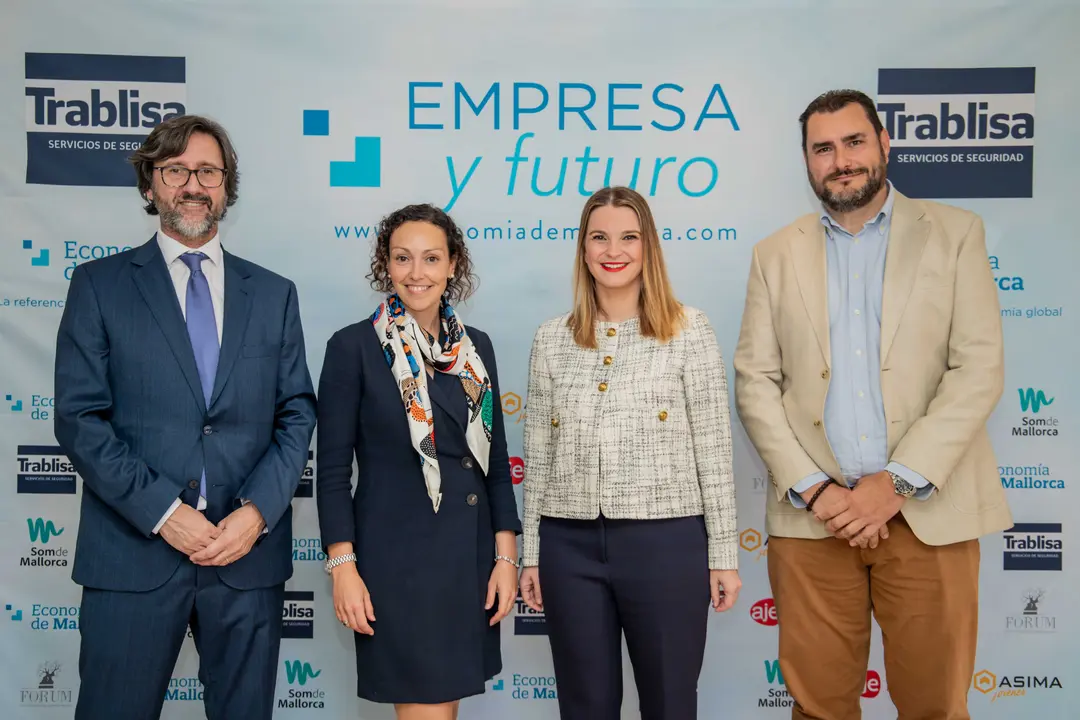 Tomeu Garcies, Mari Carmen Monterrubio, Marga Prohens y Mart&iacute; Serra.