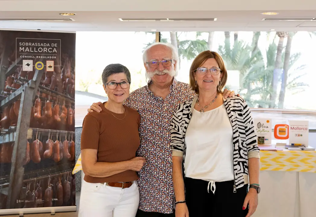 CONCHA ROSSILLO, PEP LLUIS MUNAR Y MARGA AMAT