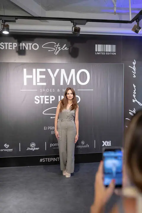 _HEY4182