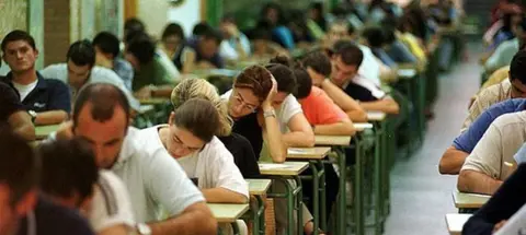 Examen de oposici&oacute;n. (Archivo)