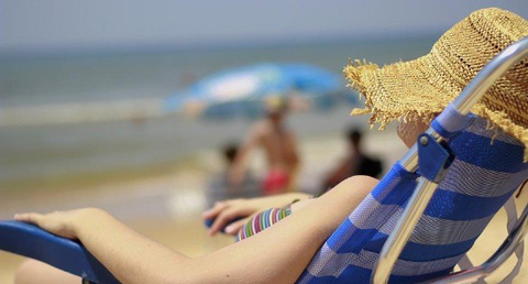 <p> 7184_playa-edm </p>