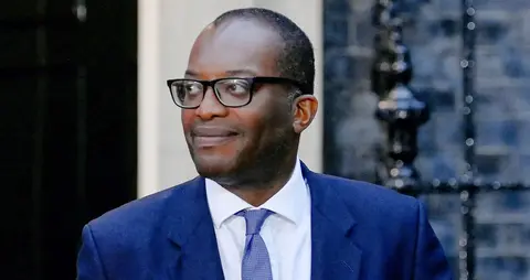 <p> El ministro brit&aacute;nico de Econom&iacute;a, Kwasi Kwarteng. </p>