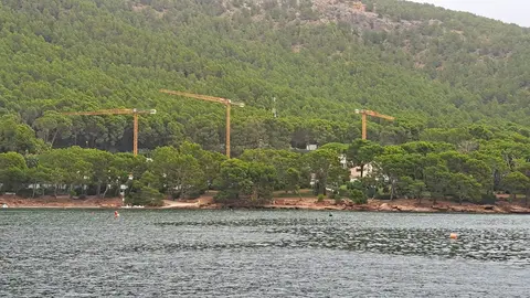 Obras en el Hotel Formentor. Foto: Simon Gibson.