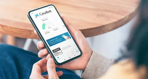  A la hora de usar el smartphone para pagar, un 59% de los encuestados utiliza su app Wallet, en comparaci&oacute;n al 45% que lo hac&iacute;a en 2020 (Archivo). 