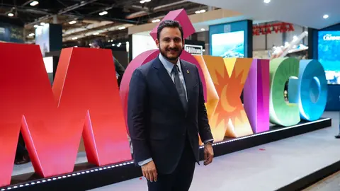 Juan Enrique Su&aacute;rez del Real Tostado, Secretario de Turismo del Estado de Nayarit y Presidente de la Asociaci&oacute;n de Secretarios de Turismo de M&eacute;xico.