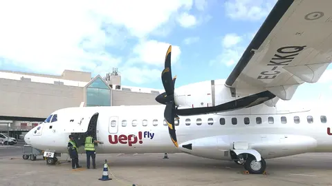 Uno de los aviones turboh&eacute;lice de la aerolinea Uepfly.