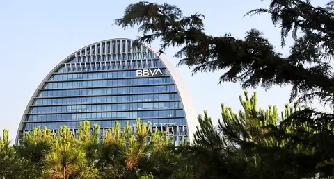 Del total de los nuevos clientes digitales que se unieron a BBVA en 2022, los j&oacute;venes ya representan m&aacute;s del 40%. (Archivo) 