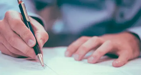 Contrataci&oacute;n laboral