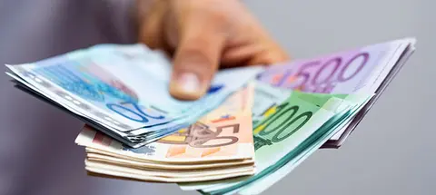  La rentabilidad del bono espa&ntilde;ol a diez a&ntilde;os alcanza el 3,8%. (Archivo) 