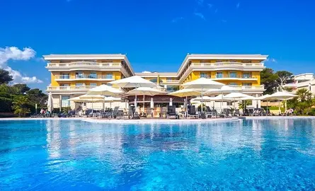 swimming-pool
