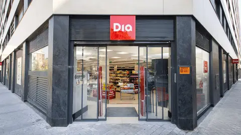  Al cierre de marzo, Dia cuenta en Espa&ntilde;a con una red de 2.311 tiendas, de las cuales el 87% opera bajo el nuevo modelo. 