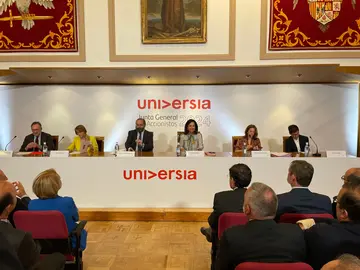  Foto de grupo de la Junta Universia de Espa&ntilde;a. 