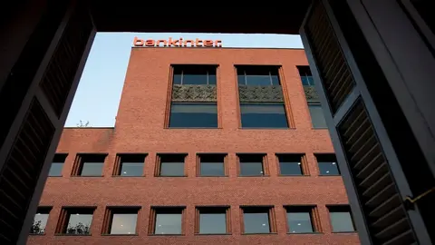  Ha logrado una sobredemanda de 4,4 veces al situarse por encima de 3.300 millones de euros. (Bankinter) 