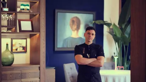 El chef &Aacute;lvaro Salazar