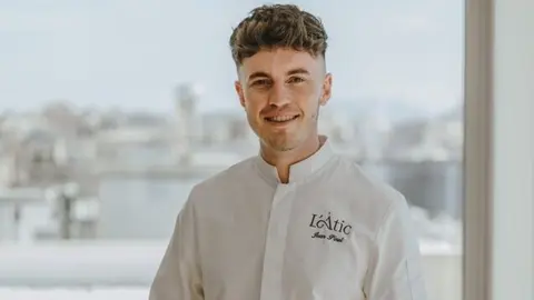 El chef del restaurante l'&Agrave;tic, Juan Pinel.