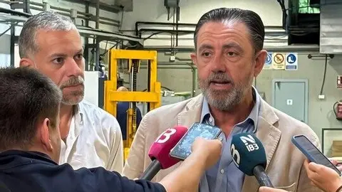 El Conseller S&aacute;enz de San Pedro y el director general Alfons G&oacute;mez.
