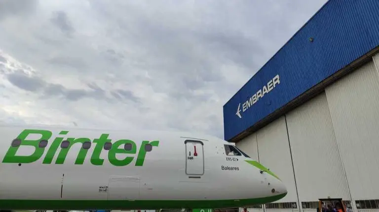 Uno de los aviones de Binter que cubren la ruta entre Mallorca y Canarias.