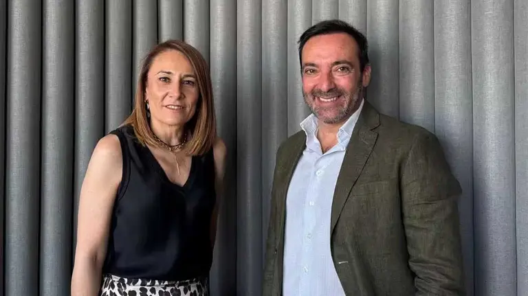 Imagen tras la firma del acuerdo. (BBVA)