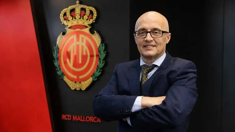 Richard Clark se vincula formalmente con el Real Mallorca.