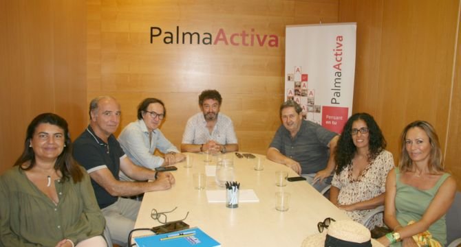 En un primer encuentro con la gerente de Palma Activa, en el que también estaba presente el director de Comercio de Palma, se han planteado diferentes medidas que mejorarán la situación del sector. 