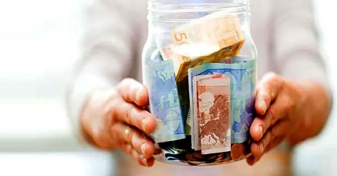  En el segundo trimestre la renta disponible bruta de los hogares creci&oacute; un 12,2%, hasta 251.190 millones. (Archivo) 