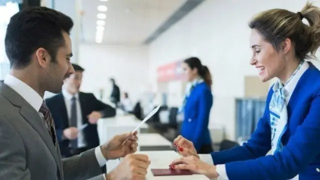  La n&oacute;mina de los empleados p&uacute;blicos subi&oacute; un 2,5% en 2023, un porcentaje que se elev&oacute; en un 0,5% adicional por la inflaci&oacute;n y otro 0,5% porque el PIB creci&oacute; m&aacute;s del 2,4% que hab&iacute;a previsto el Gobierno. (Archivo) 
