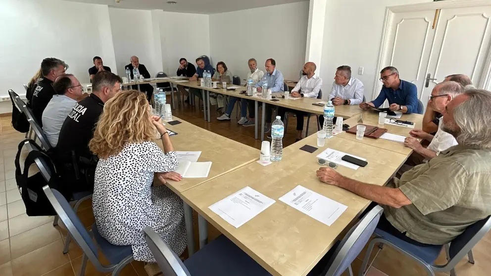 Imagen de la &uacute;ltima sesi&oacute;n de la Comisi&oacute;n de Seguridad de la plataforma de vecinos y hoteleros 'Por una Playa de Palma c&iacute;vica'.
