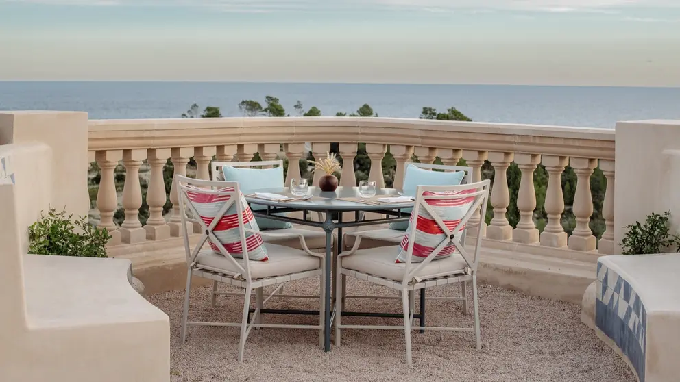 El restaurante Sa Terrassa de Son Bunyola Hotel & Villas (Banyalbufar) se ha convertido en un &ldquo;must&rdquo; para todos los que visitan Mallorca y quieren degustar una exquisita comida o cena frente al mar.