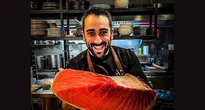 Imagen de Bernab&eacute; Caravotta, chef y propietario de Vandal.