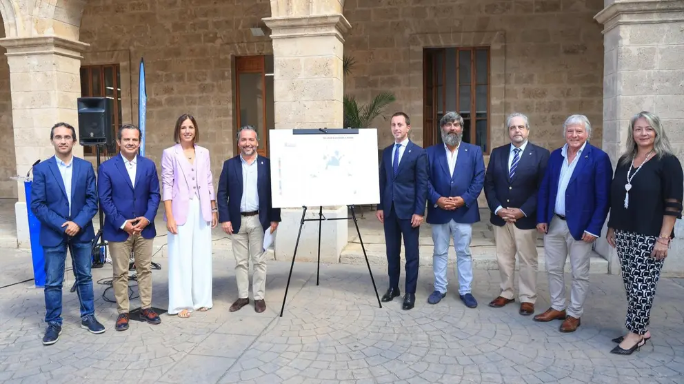Imagen de todos los consellers del Consell de Mallorca en el inicio del curso pol&iacute;tico.