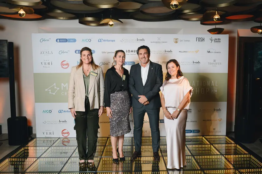 Elisa Montserrat, Asun Prats, Juan Antonio Amengual y Carmen Peñas (Evento de bienvenida) (Mención_ Alejandro Crespí)