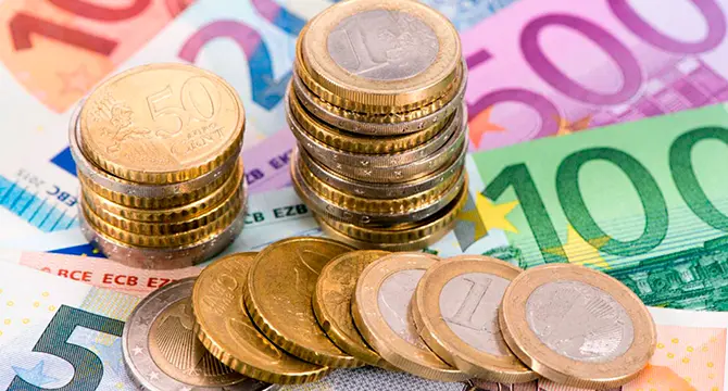  La &uacute;ltima vez que Espa&ntilde;a vendi&oacute; letras a tres y nueve meses fue el pasado 8 de octubre. 