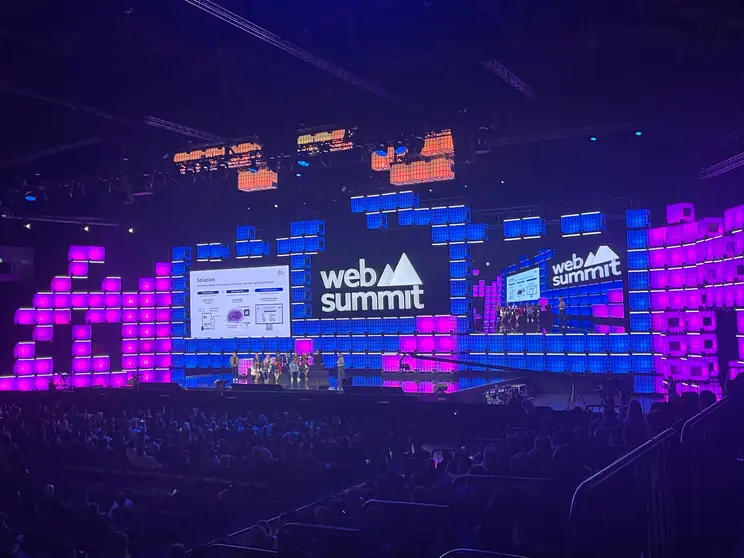 ESCENARIO CENTRAL WEB SUMMIT