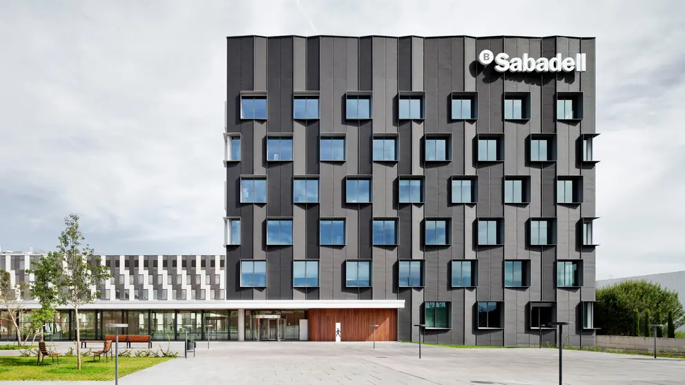  Banco Sabadell. (Banco Sabadell) 