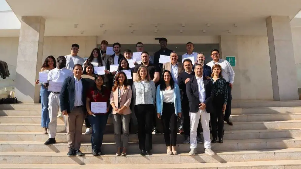 Algunos de los beneficiarios del programa. (C&aacute;mara de Comercio de Mallorca)