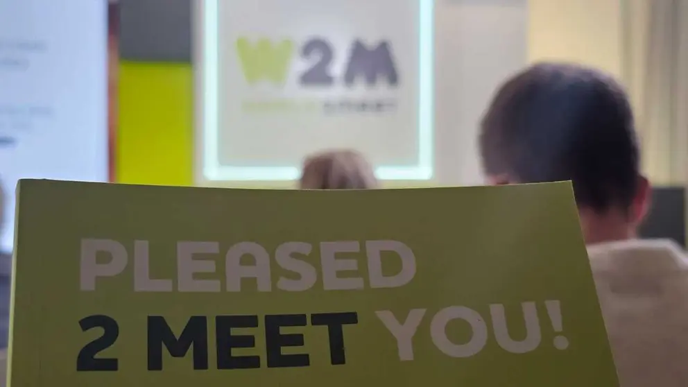 W2M en Fitur.