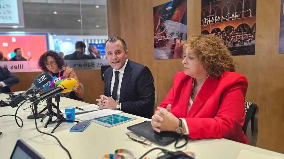 Rueda de prensa de los hoteleros de Mallorca en Fitur.