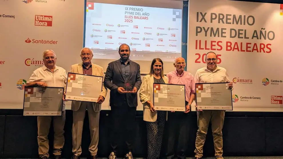 Foto de los premiados en la edici&oacute;n de 2025. (C&aacute;mara de Comercio de Mallorca)