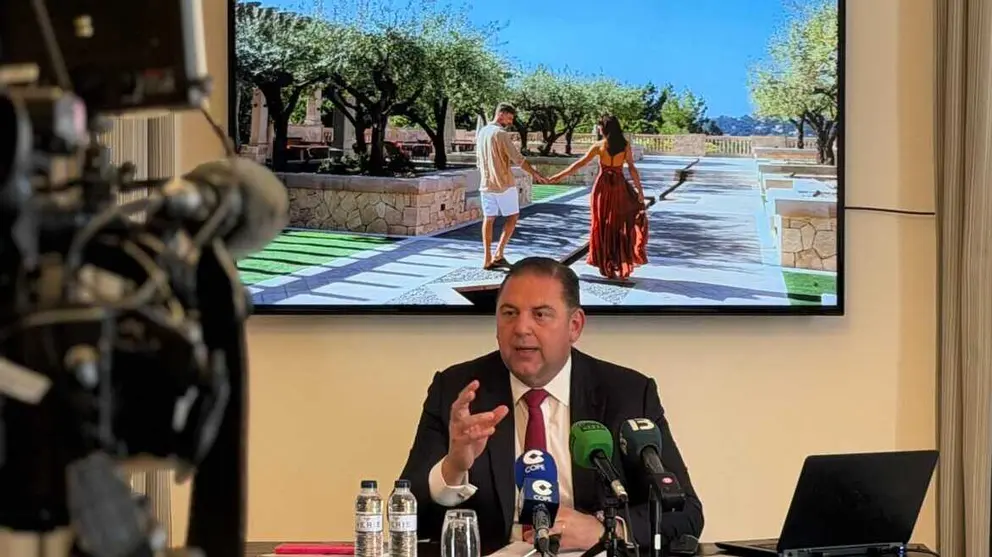 Toni Mir es el CEO de Cap Vermell Group.