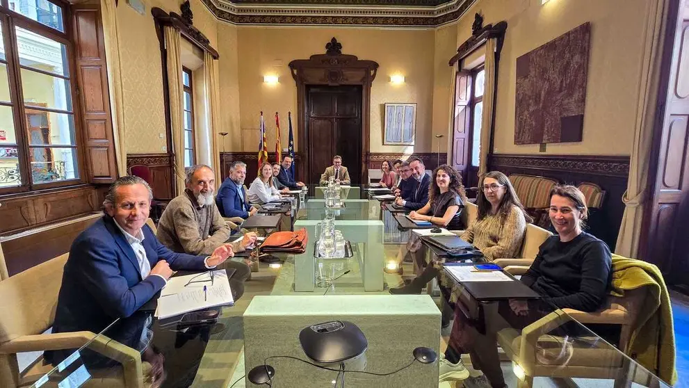 El Govern pone en marcha el paquete de medidas de 160 millones para paliar los efectos en las Illes Balears de la guerra en Oriente Medio