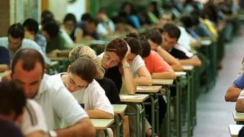 Examen de oposici&oacute;n. (Archivo)