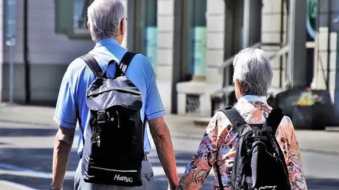 <p> abuelos </p>