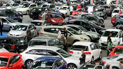  La Asociaci&oacute;n Nacional de Comerciantes de Equipos, Recambios y Accesorios (Ancera), que advierte de que un 43,5% de los coches supera los 15 a&ntilde;os. (Archivo) 