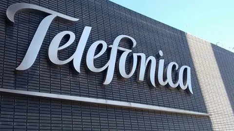  Telef&oacute;nica alcanz&oacute; una cifra de negocio en estos primeros seis meses de 2023 de 20.178 millones de euros, un 3,7% m&aacute;s que el a&ntilde;o pasado. 