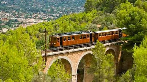 9767_tren-soller