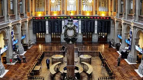  En lo que va de a&ntilde;o la Bolsa gana el 6,44%. (Archivo) 