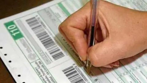  El plazo para presentar la liquidaci&oacute;n se terminar&aacute; en todos los casos el 1 de julio. (Archivo) 