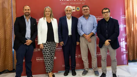 &Aacute;lvaro Antonio Roca, Pilar Amate, Andreu Palou, Joan Simonet y Joan Llabr&eacute;s.