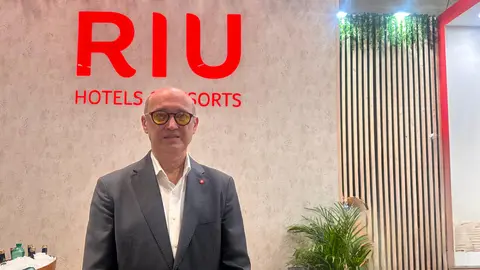 Sen&eacute;n Forn&oacute;s es m&aacute;ximo Responsable de ventas de todo el porfolio de Riu Hotels & Resorts en M&eacute;xico, Latinoam&eacute;rica y Espa&ntilde;a.